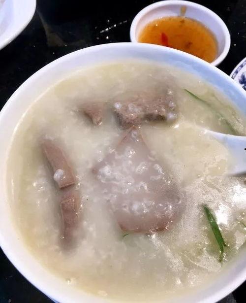 汕头粥店爆料视频曝光,一探究竟，揭秘后厨秘密